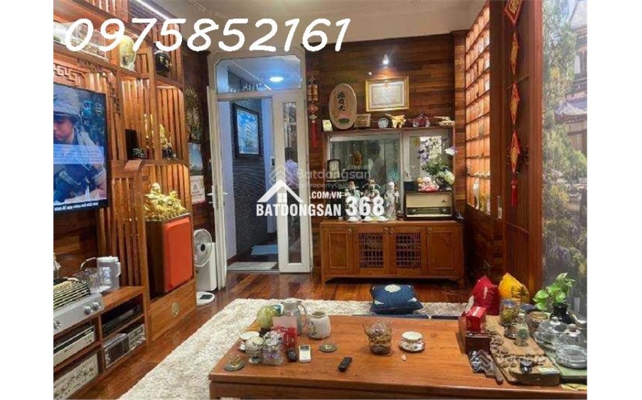 Những bước quan trọng bao gồm dọn dẹp gọn gàng, mở rộng góc quay và thiết lập ánh sáng tối ưu.